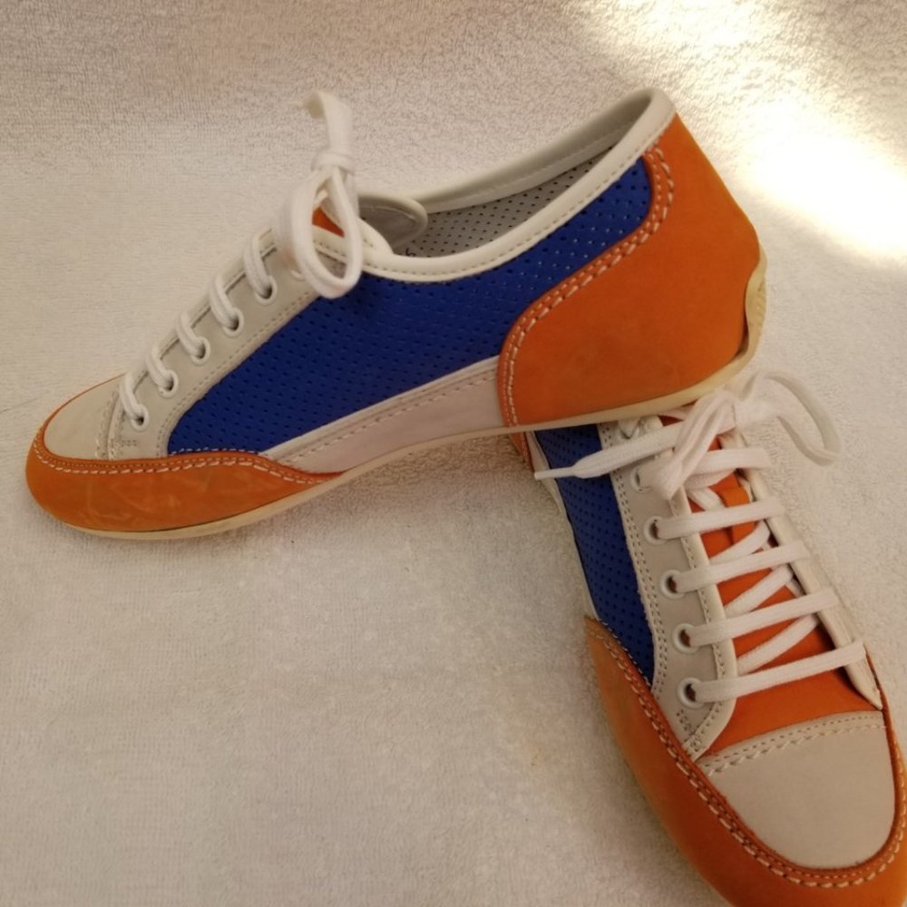 TriColored All leather Ladies Runners. New and unworn.